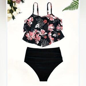 Boutique two piece floral bikini swimsuit size L